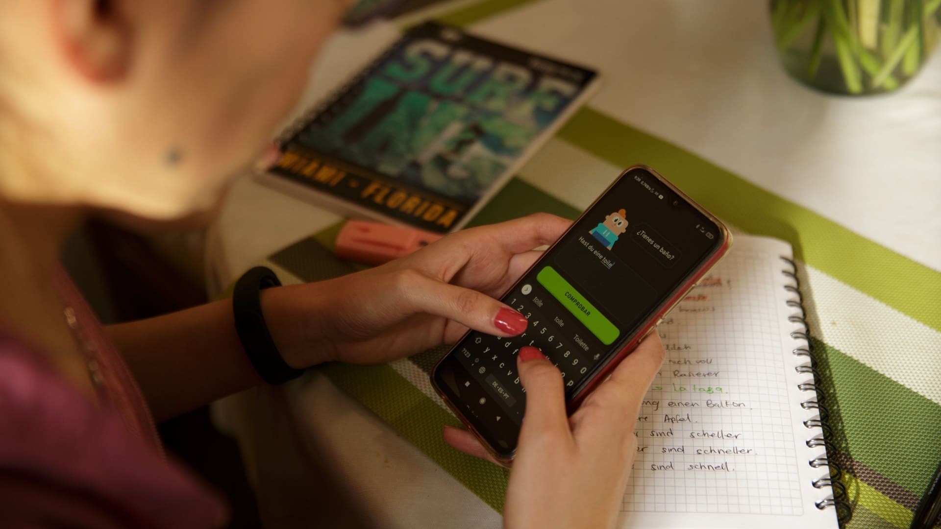 Learner-with-Duolingo-App-1.jpg