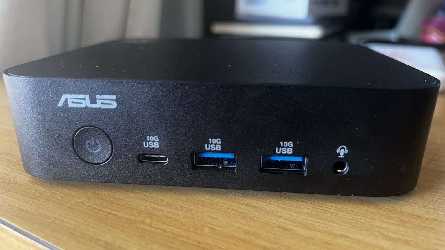 ASUS NUC 14 Essential Review - A surprisingly effective computer