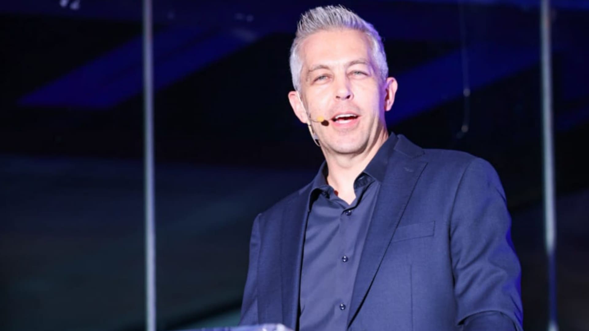 Samsung partners with AURA to pilot SOS+ on latest Galaxy A series ...